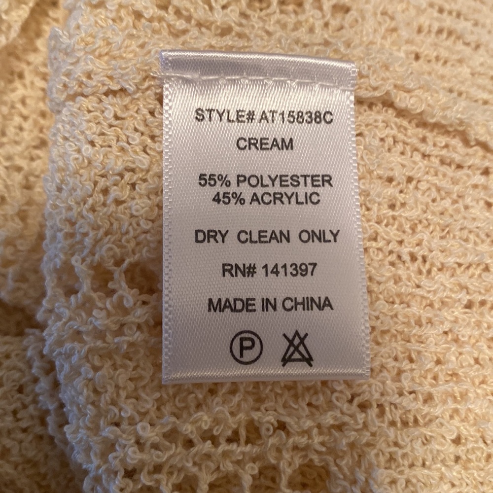 Brand New Astr Cream Sweater - Picture 6 of 7